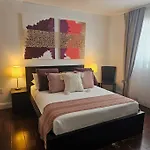 Great 1Bedroom Renovated 1 Minute From The Beach