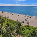 Luxury Ocean View Condo With Beach Service 1521