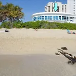 Free Parking - Entire Place - Ocean Front - 3 Bed 2 Bath