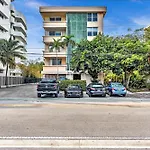 Bay Harbor Sunset Apt 3C