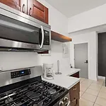 1Br Miami Beach Stylish Getaway