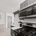North Shore Gem 1Br Sleeps 4