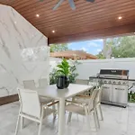 The New House In The Middle Of Miami
