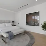 The New House In The Middle Of Miami