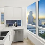 Fontainebleau Hotel Ocean View Fits 6! 1 Bed/2 Ba