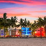 713 Miami Beach Apartments