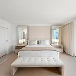 Oceanfront Private Condo At 1 Hotel & Homes -1219