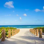Luxurious Private Condo At 1 Hotel & Homes -945