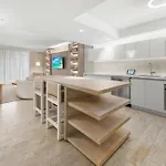 Oceanview Private Condo At 1 Hotel & Homes -1211