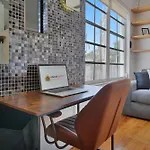 Big Beautiful South Beach Loft Sleeps 8 Near Ocean