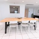 Seastays Apartments