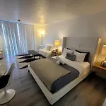Estudio Para 4 Personas En La Playa