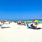 Beachfront Suites By Yourent Vacations