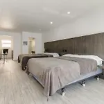 Harding Beach Suites