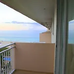 Oasis Guest Apartments - South Beach