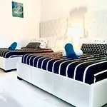 761 South Beach Apartments