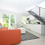 Art Deco Townhouse Apartments
