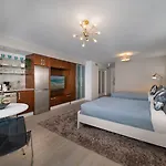 Strand On Ocean Drive By Sunnyside Hotels And Resorts