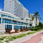 Collins Apartments By Design Suites