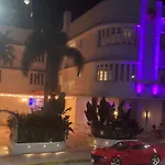 Heart Of South Beach / Modern Apartment / Ocean Drive - Carlyle