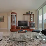 Stylish Modern 2Bd/2Bth Apt. Min To Beach
