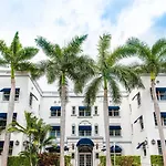 Blue Moon Hotel