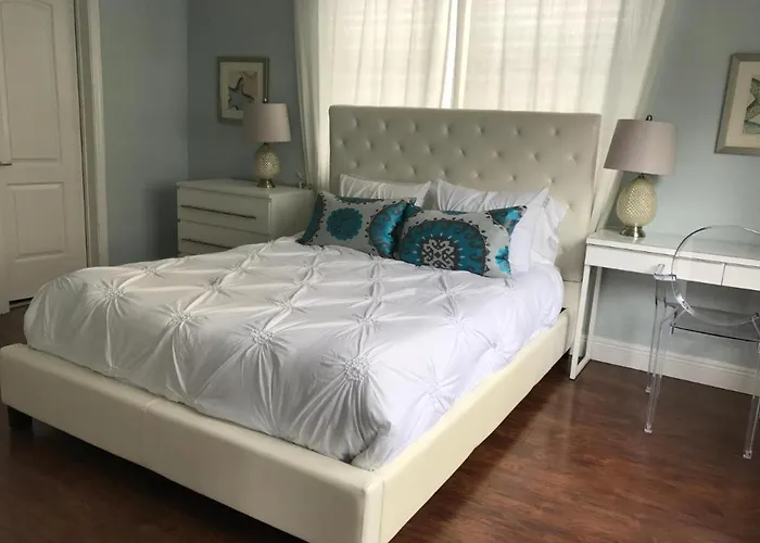 Sun Sand And Love - Lovely 2 Beds, 2 Bath Condo