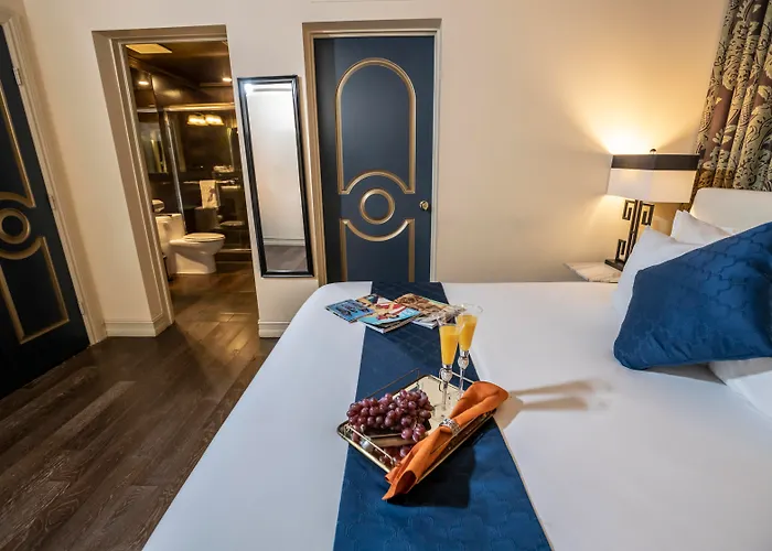 Riviera Suites