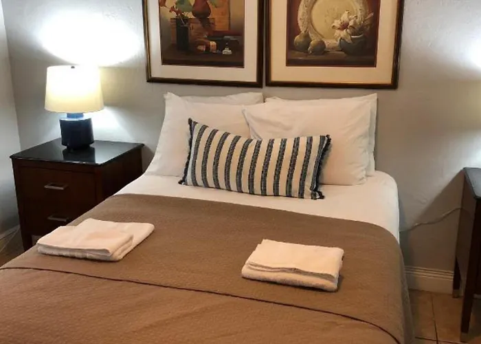 Harding Miami Beach Apartments