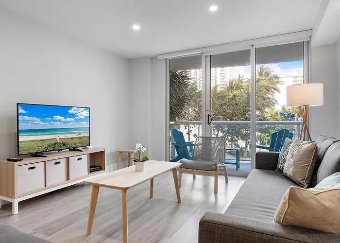2 Bedrooms Sunny Isles At Ocean Reserve 2Nd Floor