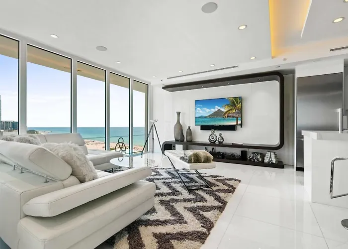 Oceanview Penthouse Condo At Decoplage -Ph6
