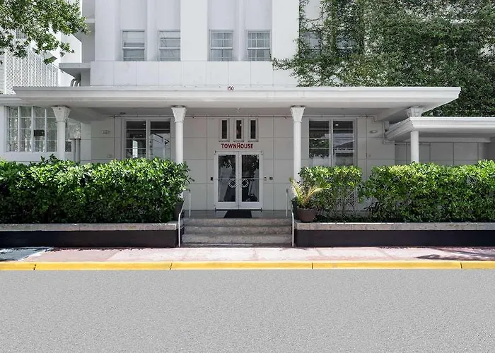 Townhouse Miami Bch. Trademark