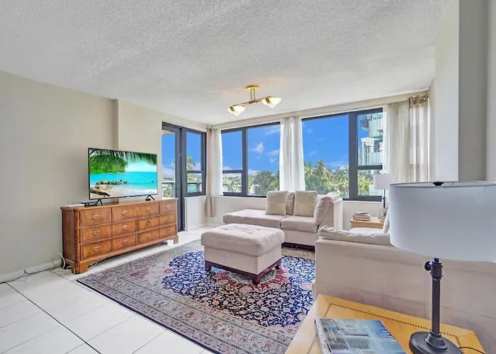 Beachfront Ocean View Condo Beach Service 520