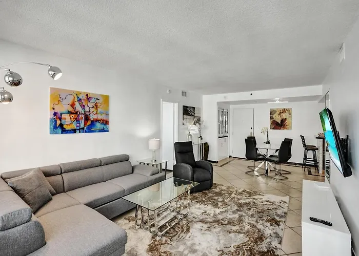 High Floor Oceanview Condo 1506