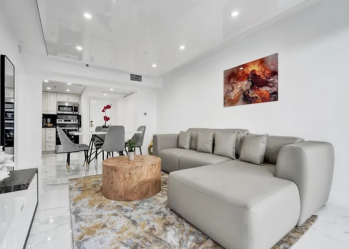 High Floor Miami Beach Pool Beach Service 1219