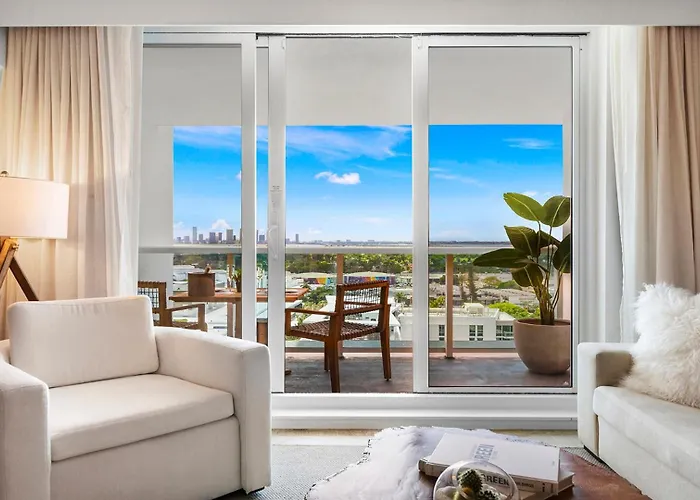 Luxurious Private Condo At 1 Hotel & Homes - 1545