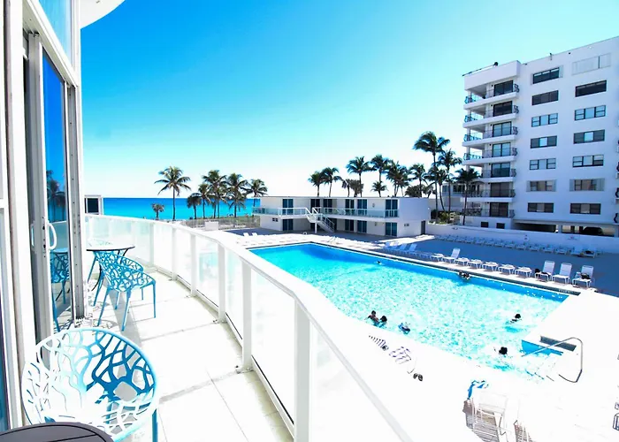 Castle L5 Oceanview Double-Loft With Pool, Beach Access, Tennis, Free Parking!