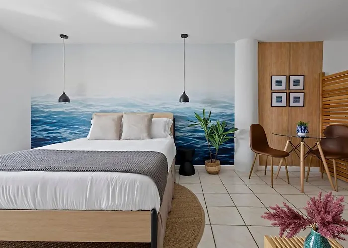 Bayshore Bliss- Cozy Space & Bay Views