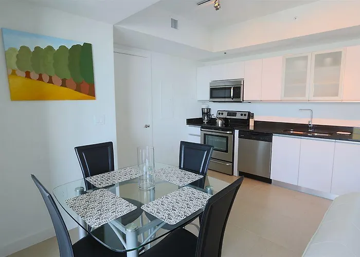 Pelican Stay Furnished Apartments In Monte Carlo Miami Beach