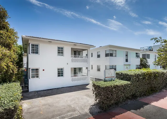 South Beach Suites On Alton