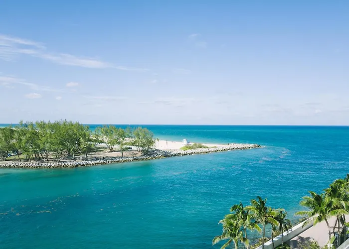 5 Star Hotel Private Studio Bal Harbour Miami Beach-2 Queen Beds