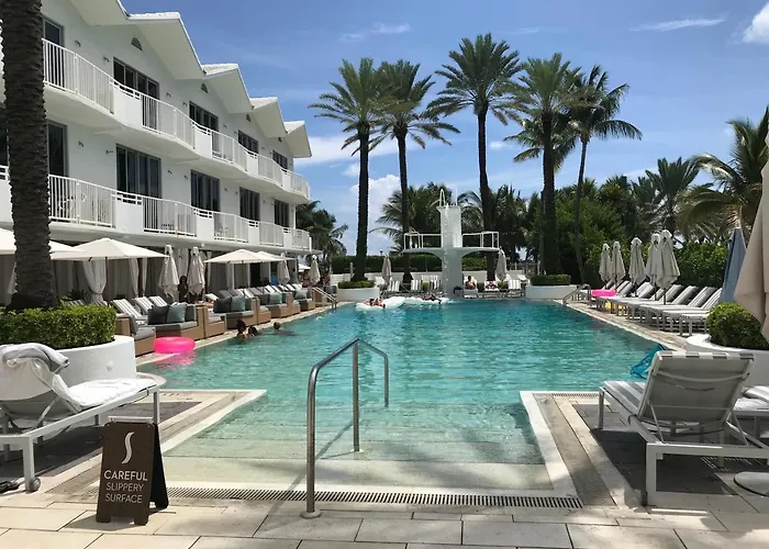 2/2 Townhouse At The Famous Shelborne Hotel Directly On The Sand South Beach
