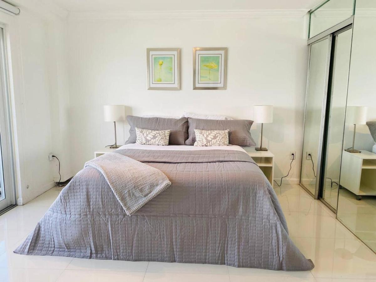 Holiday home Top Floor Breathtaking View Of Miami Skyline, Pool And Free Parking Miami Beach