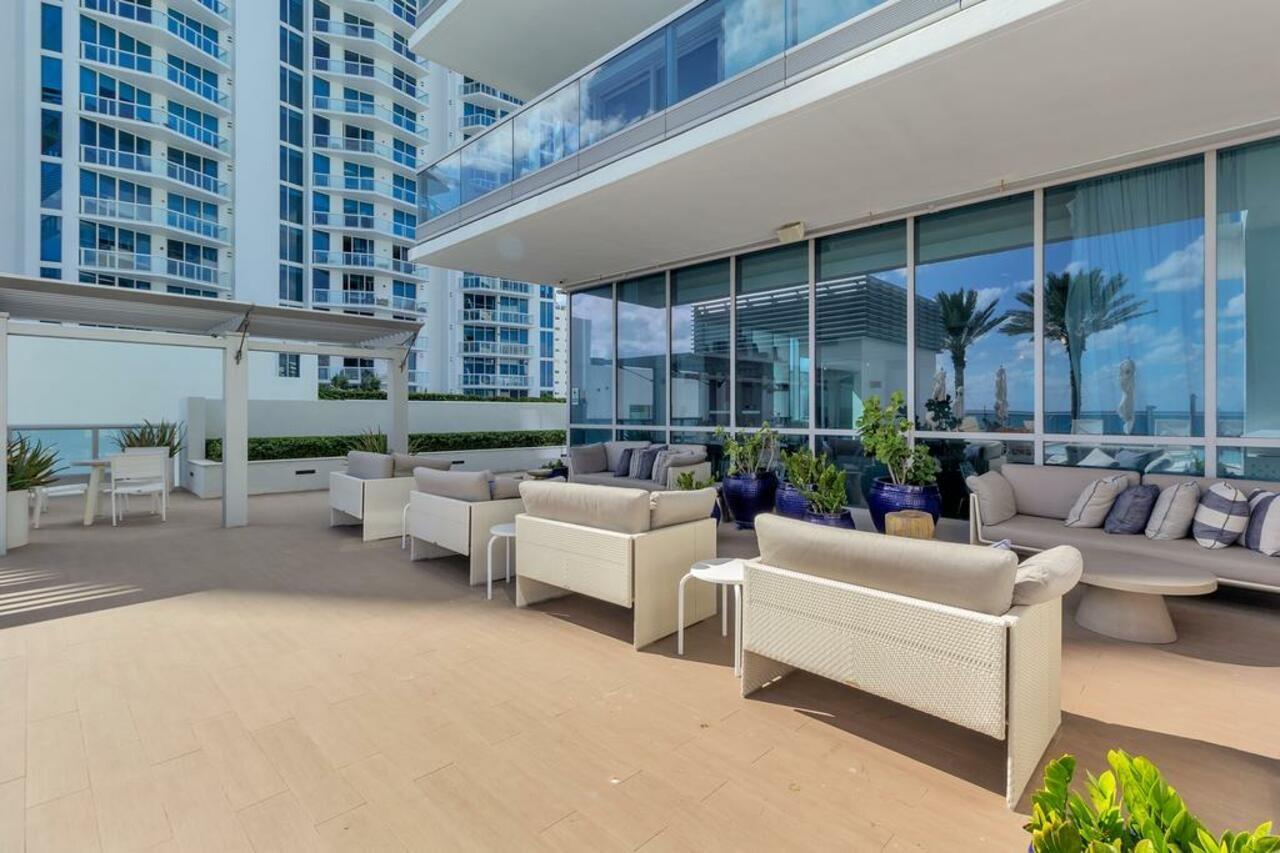 Dharma Miami At Monte Carlo Miami Beach