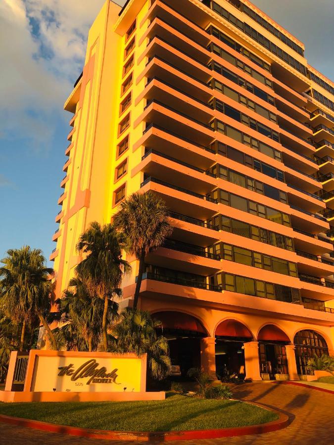 Beachfront Suites Apartment