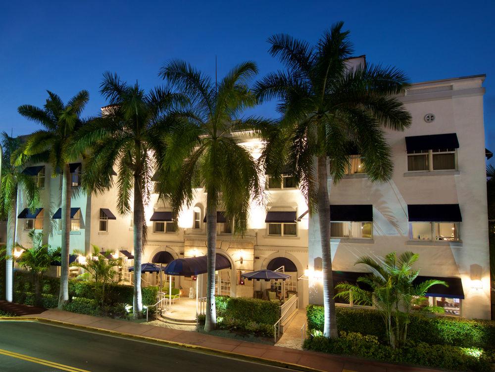 Hotel Blue Moon