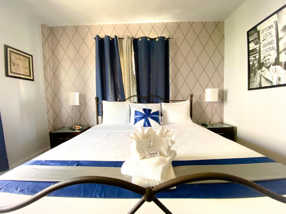 Hotel Notebook Miami