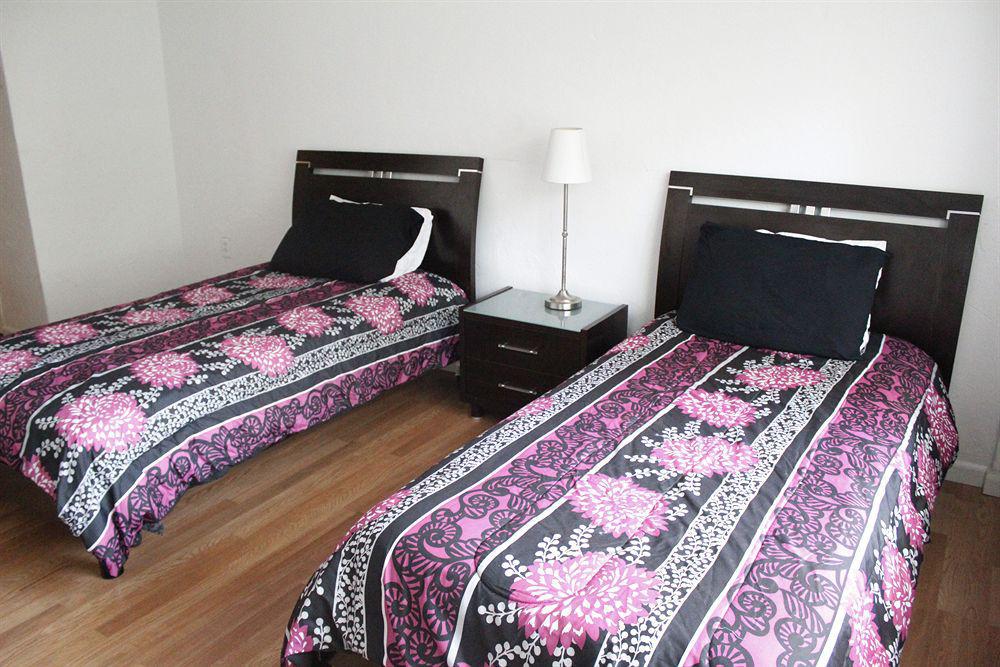 Hotel Notebook Miami 3*