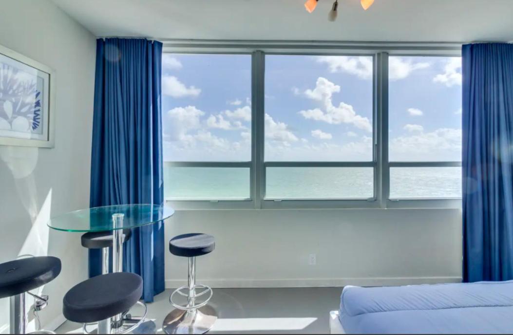 Holiday home Castle 835 Oceanview On With Pool, Gym, Bars, And Free Parking Miami Beach