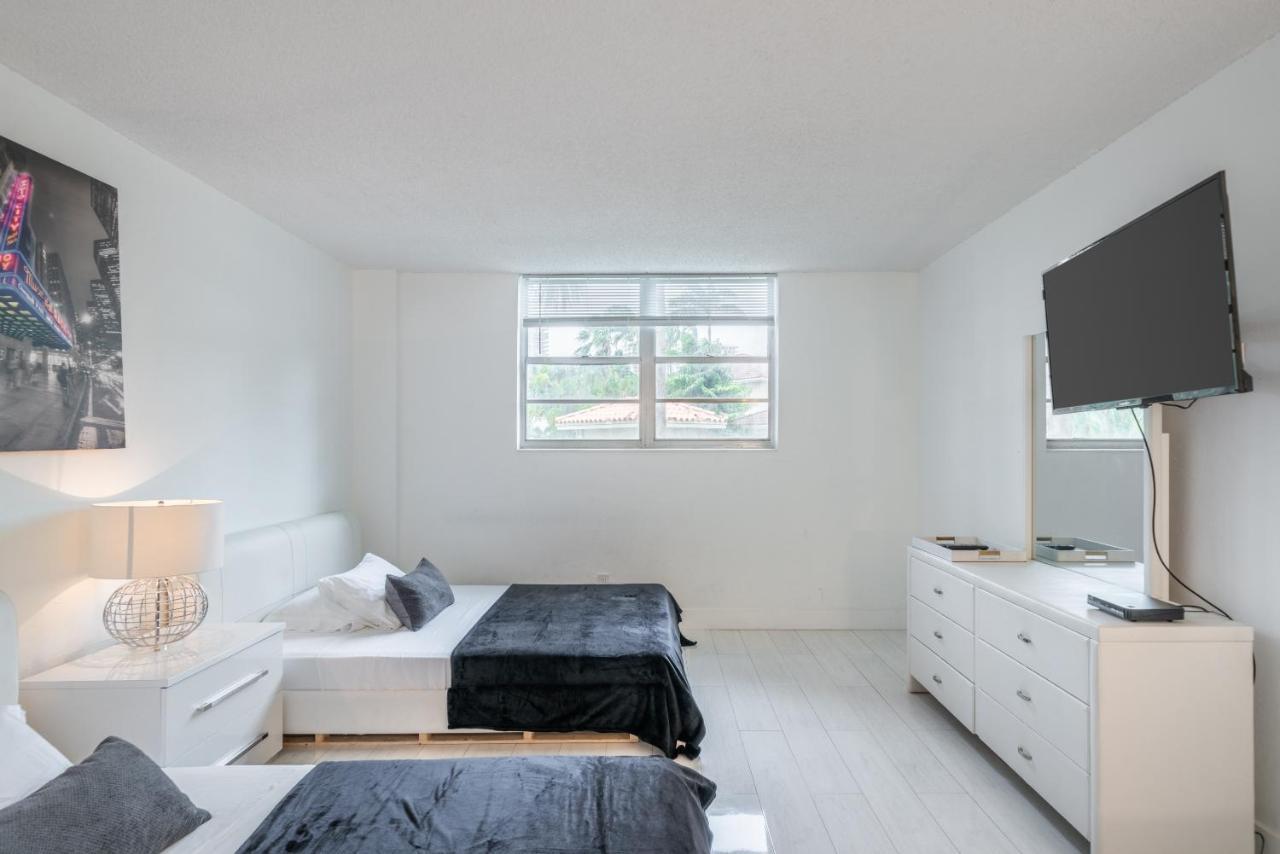 Luxury Miami Apartment *